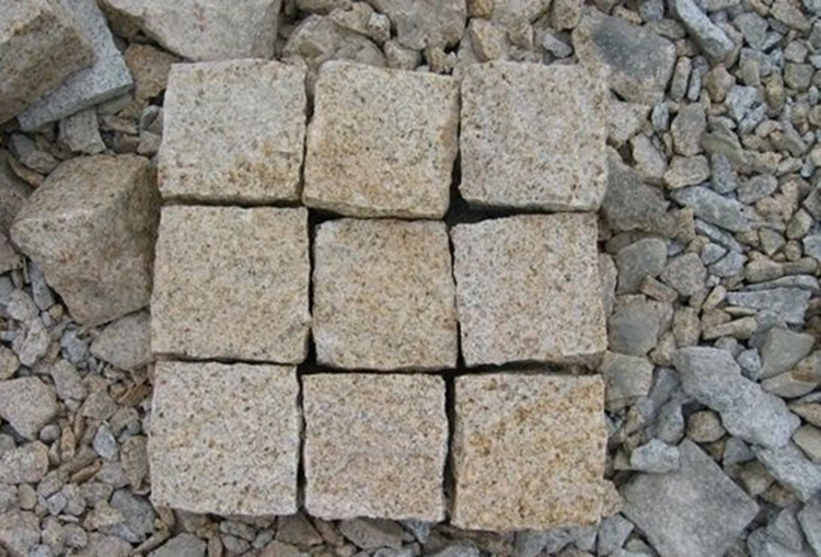 Beige Granite G682 Cobble Stone for Outdoor Paving Garden Parking Lot